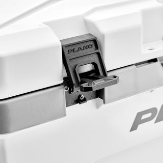 Plano Frost Cooler 32 Quart (30 L) White