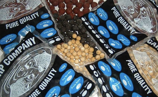 Carp Company Icelandic Red Frozen Boilies