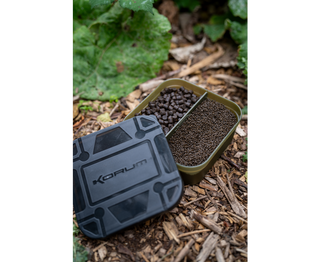 Korum Divided Bait Tub